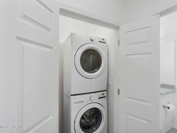 $799,000 | 207 South Beaver Street, Unit 202, Flagstaff, AZ 86001