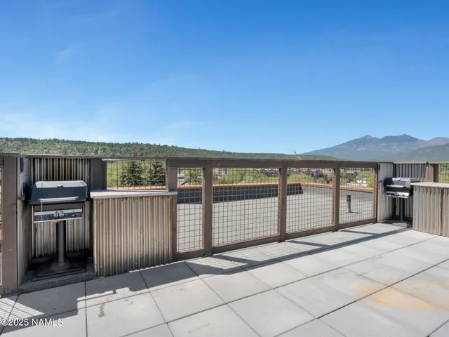 $849,000 | 207 South Beaver Street, Unit 202, Flagstaff, AZ 86001