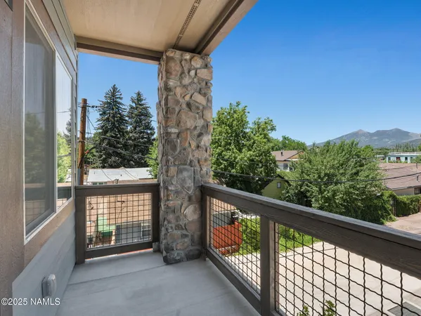 $799,000 | 207 South Beaver Street, Unit 202, Flagstaff, AZ 86001