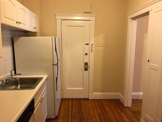 15 Colliston Road, Unit 4 Boston, MA 02135 - Photo 20 of 24