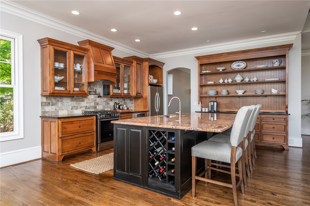 130 Saranac Drive Sunset, SC 29685 - Photo 8 of 46 Kitchen