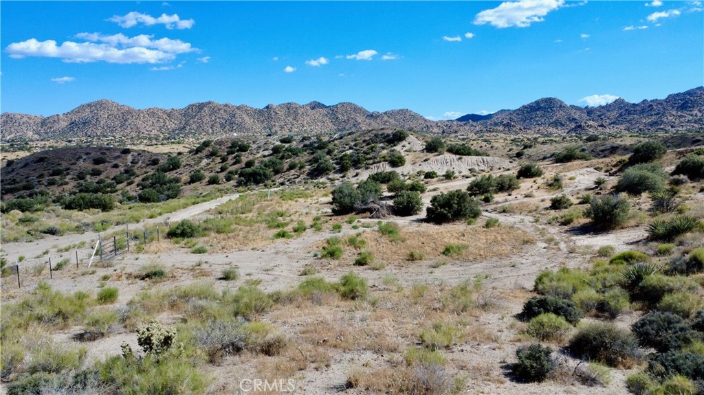 101 Cimarron Road Pioneertown, CA 92268 - Photo 14 of 14