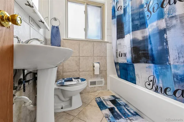 $525,000 | 2500 South Wolff Street, Denver, CO 80219