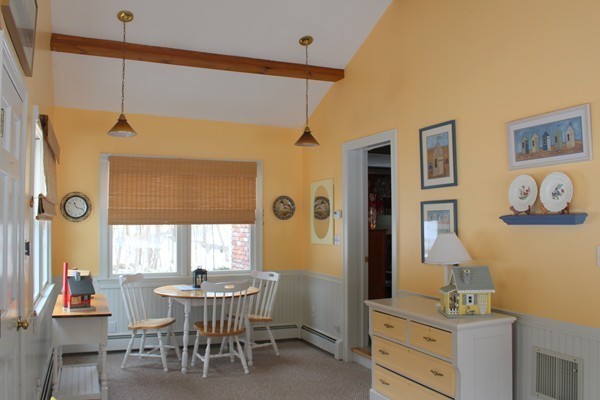 198 Proctor Road Chelmsford, MA 01824 - Photo 5 of 30 a dining room with furniture and window