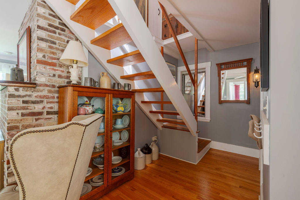 45 Old Paine Hollow Road Wellfleet, MA 02667 - Photo 12 of 46 45_old_Paine_Hollow-34