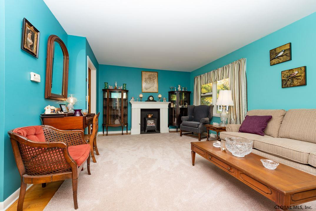 47 Gladwish Road Bethlehem, NY 12054 - Photo 3 of 19 Photo 3