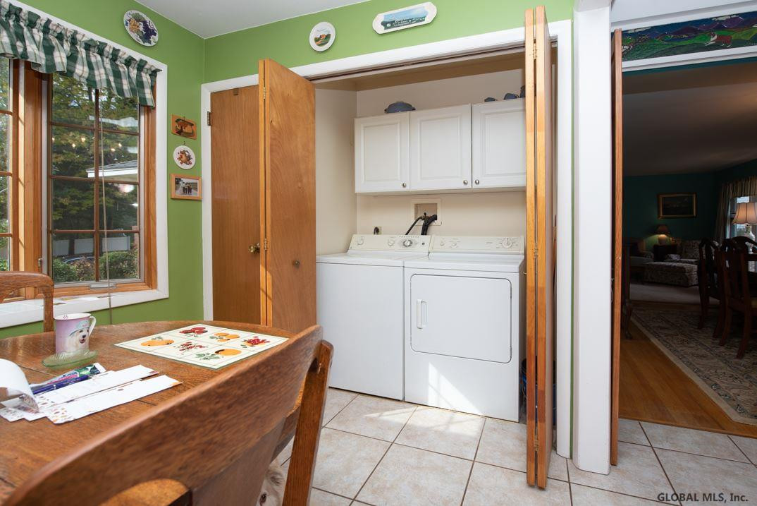47 Gladwish Road Bethlehem, NY 12054 - Photo 7 of 19 Photo 7