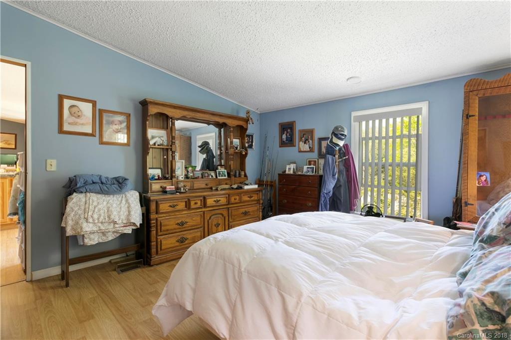 845 Bee Tree Road Swannanoa, NC 28778 - Photo 16 of 31 Gallery Image 16