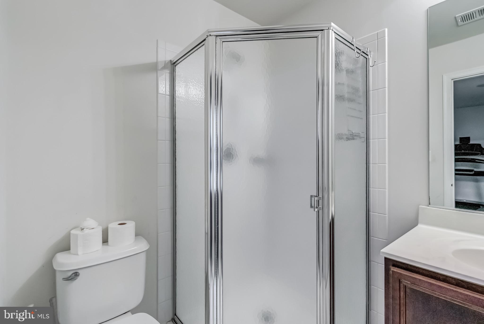 11308 Marlboro Ridge Road Upper Marlboro, MD 20772 - Photo 18 of 64 Princess Suite w/En Suite