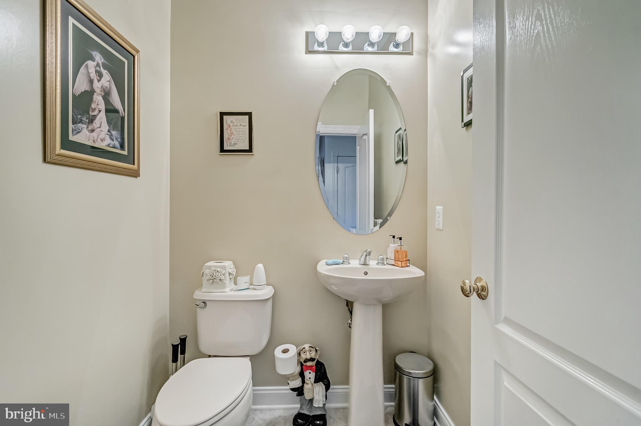 11308 Marlboro Ridge Road Upper Marlboro, MD 20772 - Photo 31 of 64 Half Bath main level