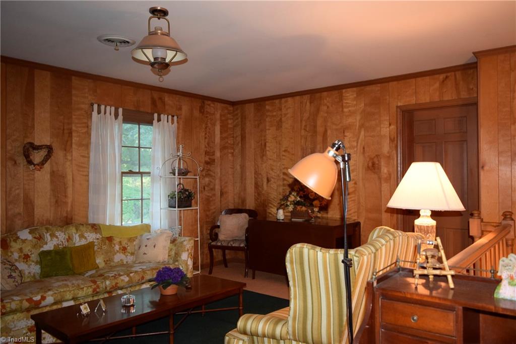 205 Kirk Road Greensboro, NC 27455 - Photo 33 of 40 Gallery Image 33
