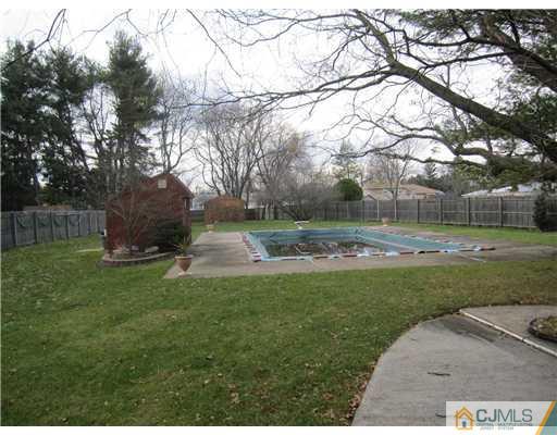 13 Dexter Road East Brunswick, NJ 08816 - Photo 10 of 10 Gallery Image 10