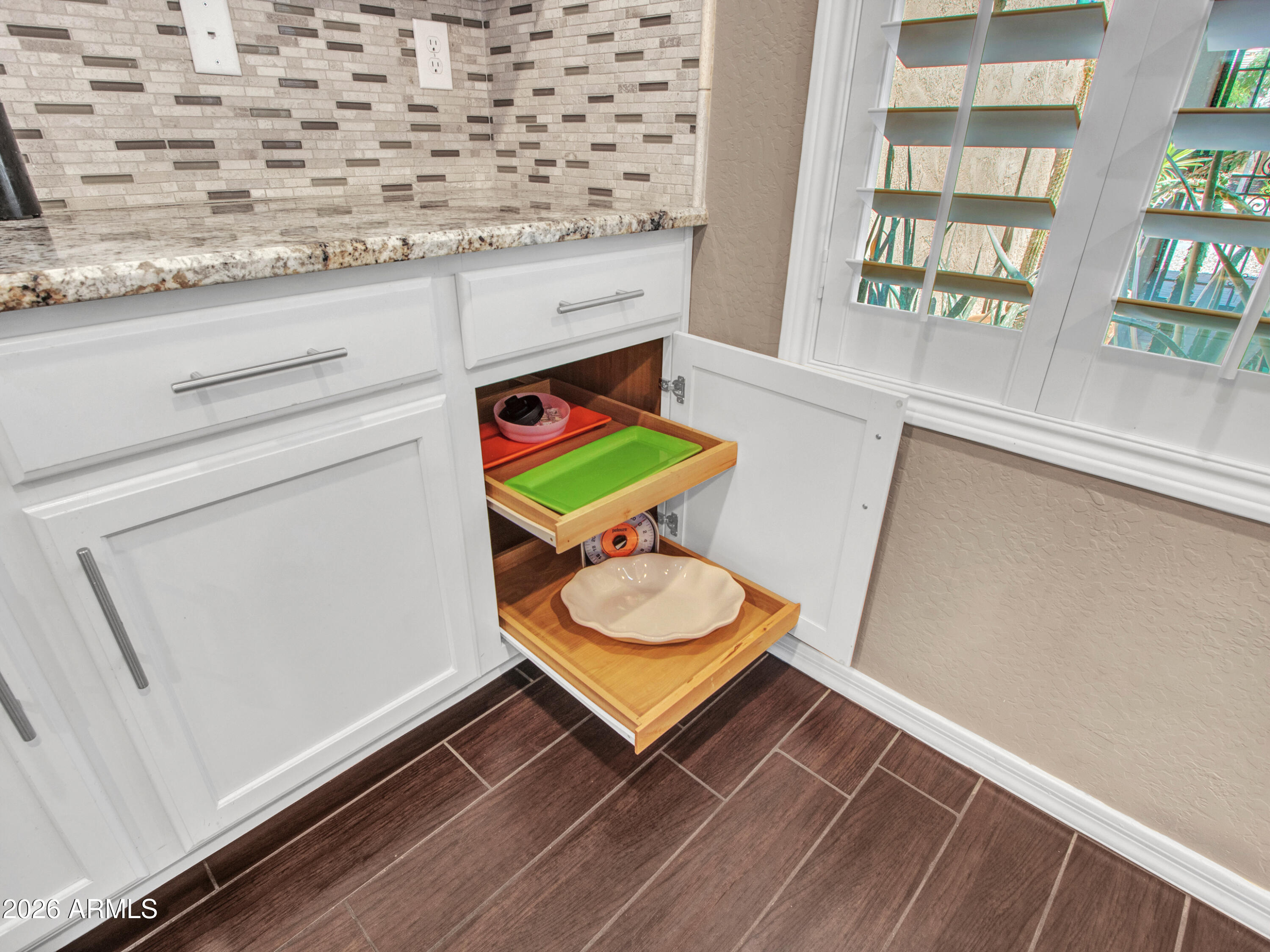 2539 West Rabjohn Road Phoenix, AZ 85085 - Photo 38 of 97 10-Kitchen-(10)
