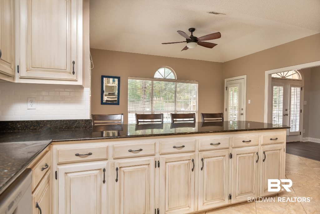8750 Three Notch Road Mobile, AL 36619 - Photo 10 of 50