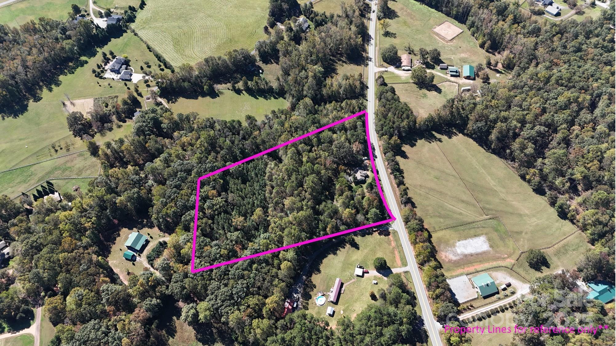 1491 Landrum Road Columbus, NC 28722 - Photo 12 of 17