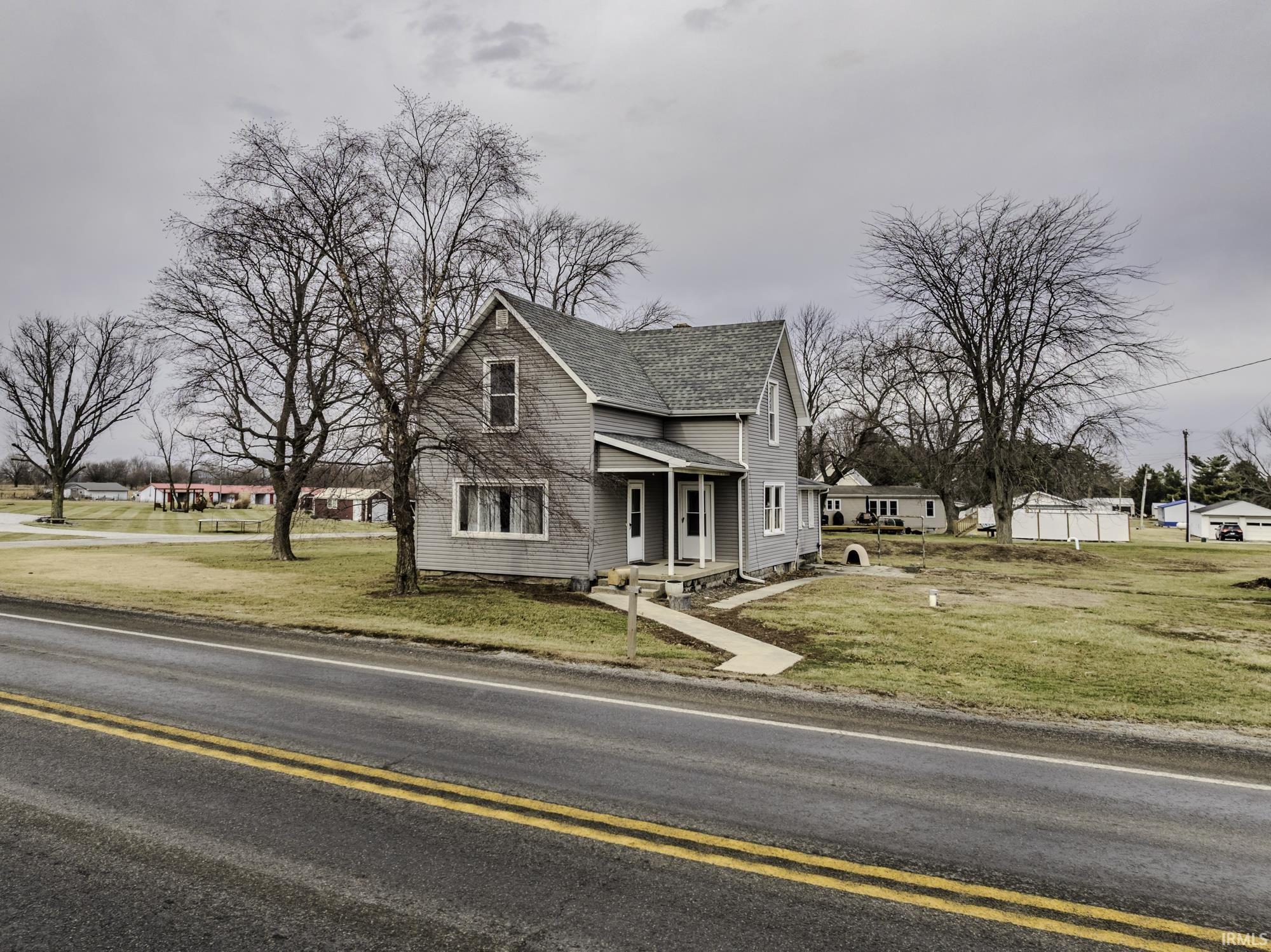 8060 West 900 South Fairmount, IN 46928 - Photo 2 of 22