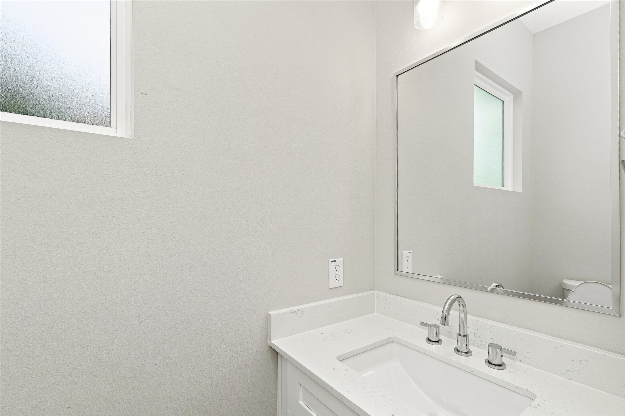 8316 Curry Road, Unit A Houston, TX 77093 - Photo 14 of 15 Gallery Image 14