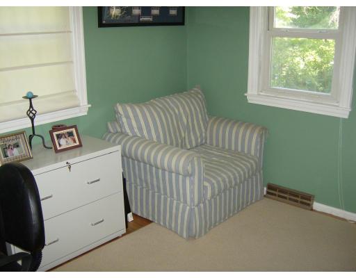 9 Partridge Hill Road Billerica, MA 01821 - Photo 3 of 7