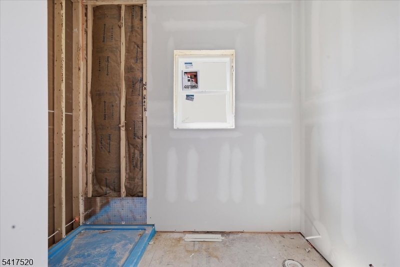 6 Spring Street Phillipsburg, NJ 08865 - Photo 18 of 31 an entryway to room with wooden floor