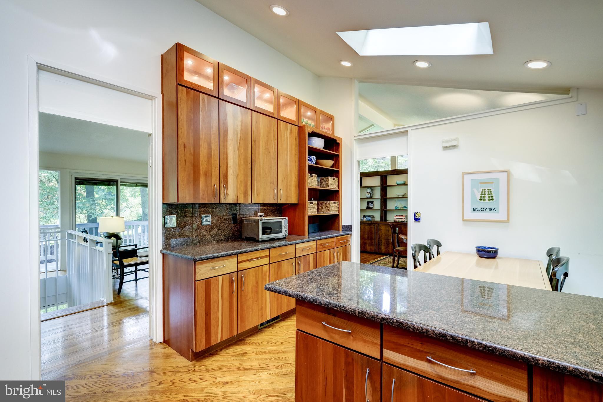 7611 Hamilton Spring Road Bethesda, MD 20817 - Photo 25 of 53