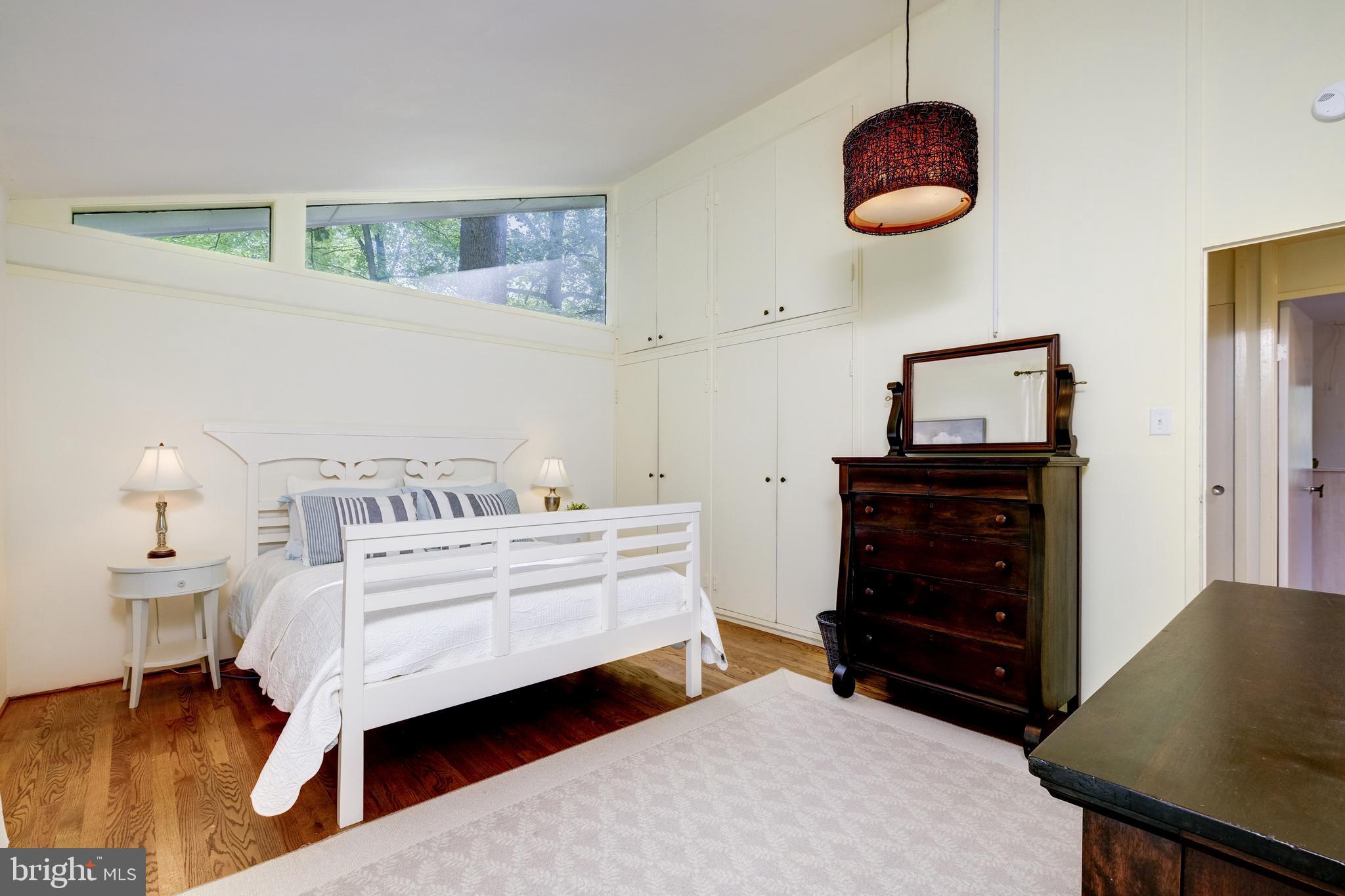 7611 Hamilton Spring Road Bethesda, MD 20817 - Photo 27 of 53