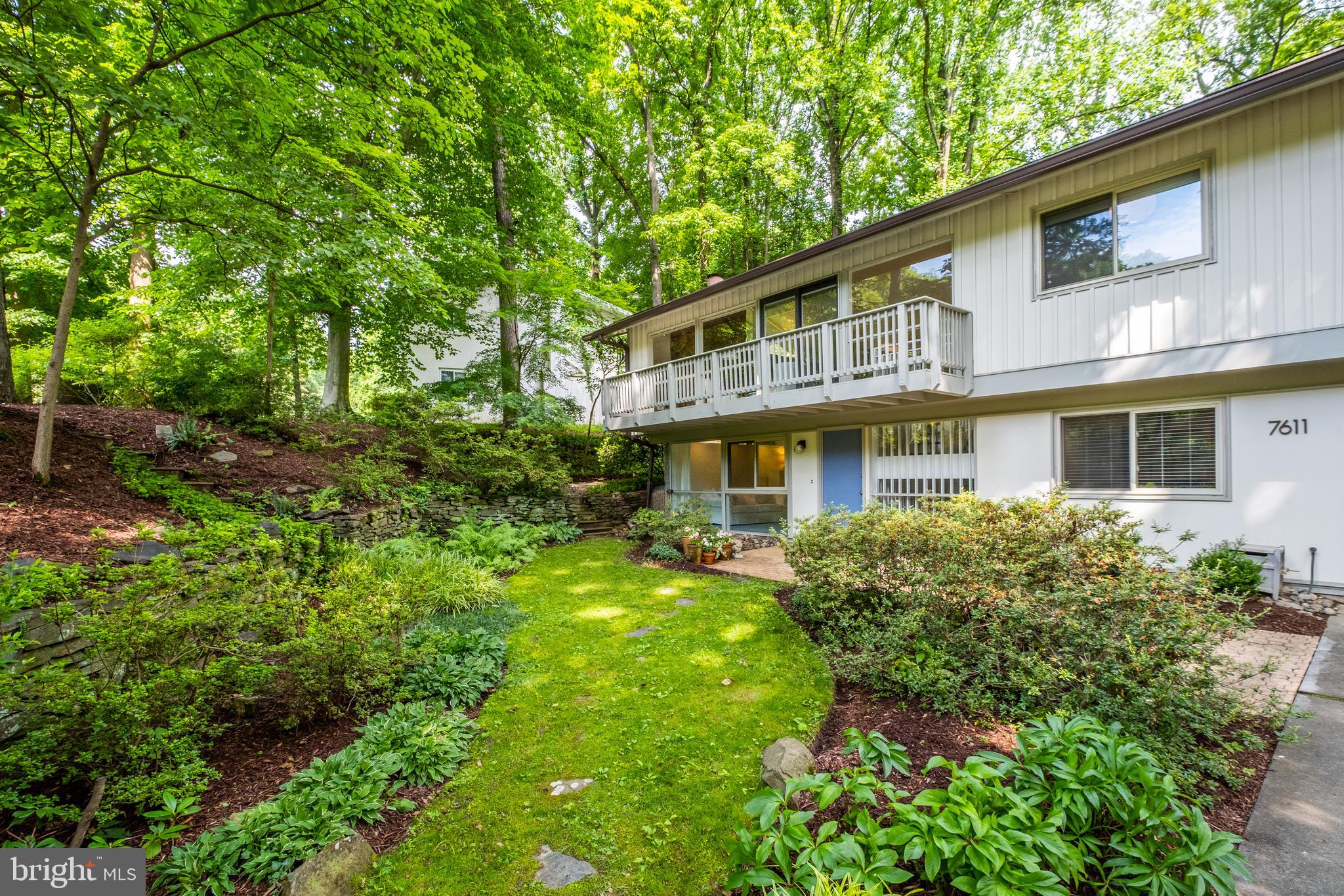 7611 Hamilton Spring Road Bethesda, MD 20817 - Photo 4 of 53