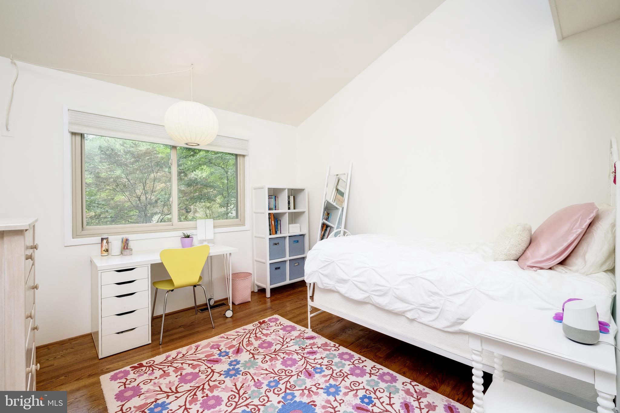 7611 Hamilton Spring Road Bethesda, MD 20817 - Photo 32 of 53