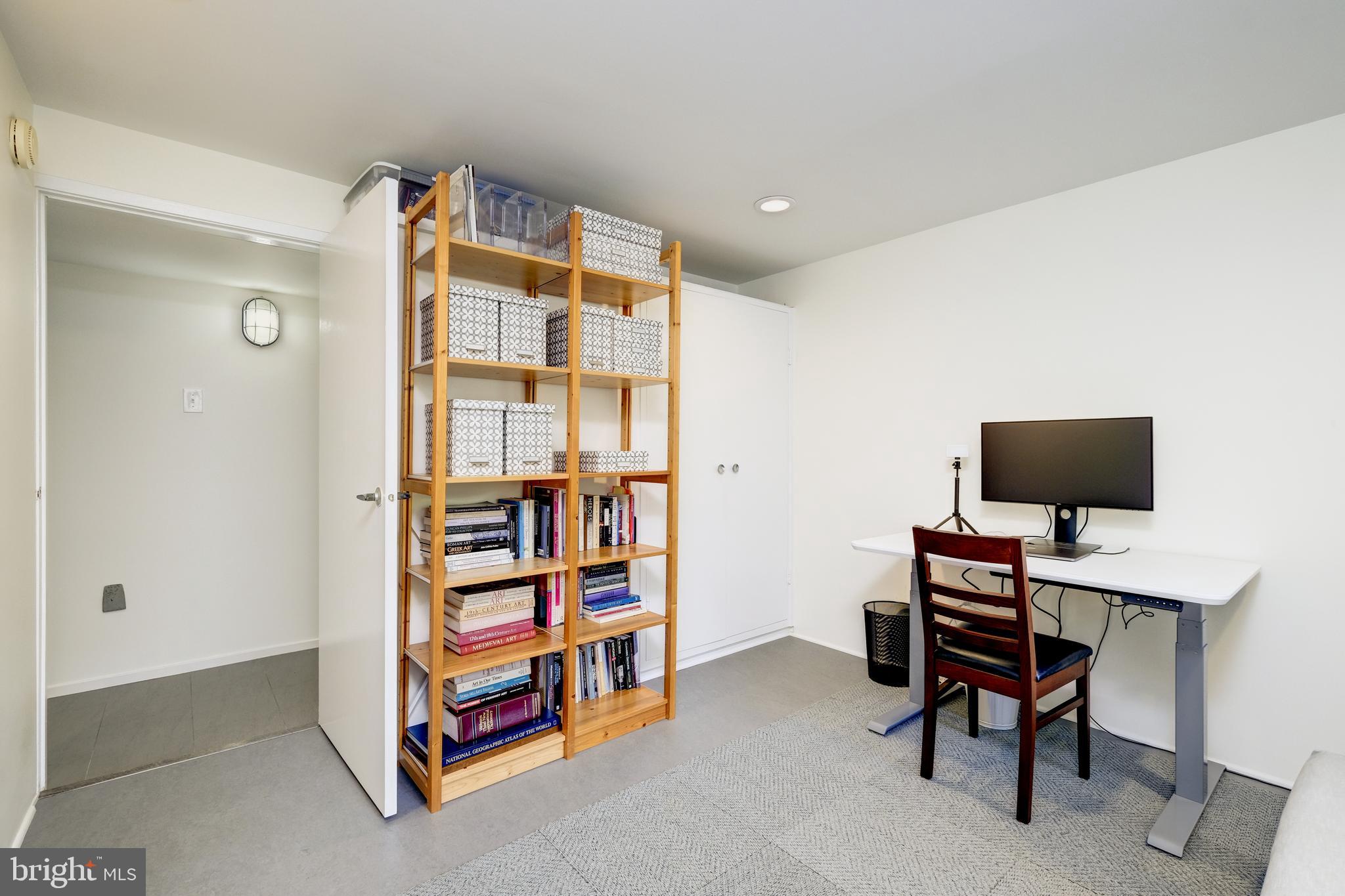 7611 Hamilton Spring Road Bethesda, MD 20817 - Photo 38 of 53