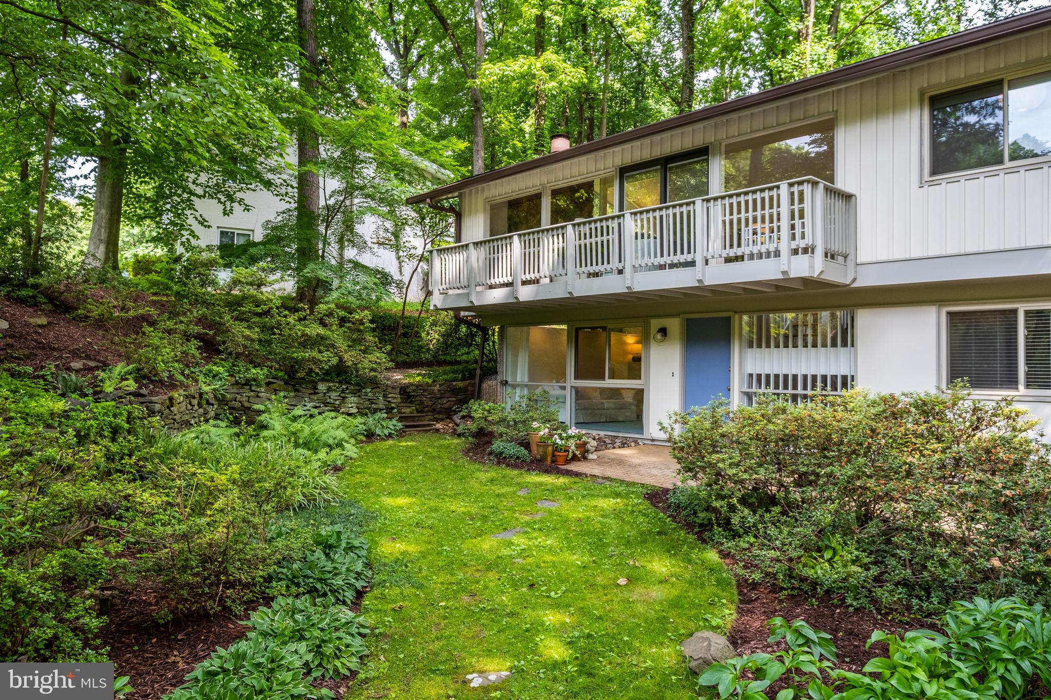 7611 Hamilton Spring Road Bethesda, MD 20817 - Photo 49 of 53