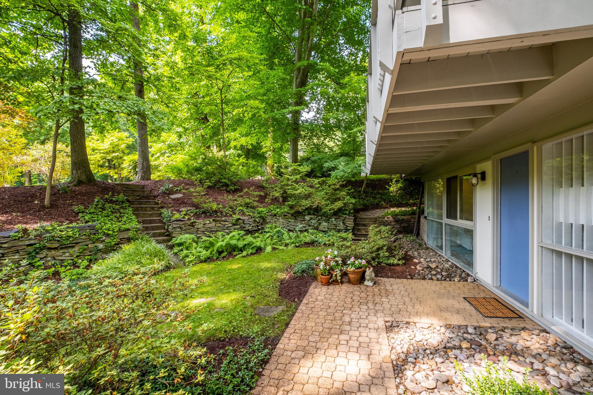 7611 Hamilton Spring Road Bethesda, MD 20817 - Photo 6 of 53