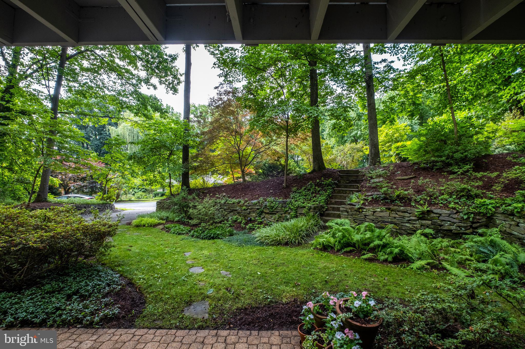 7611 Hamilton Spring Road Bethesda, MD 20817 - Photo 7 of 53