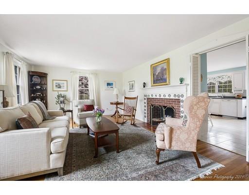 17 Haley Road Marblehead, MA 01945 - Photo 3 of 30