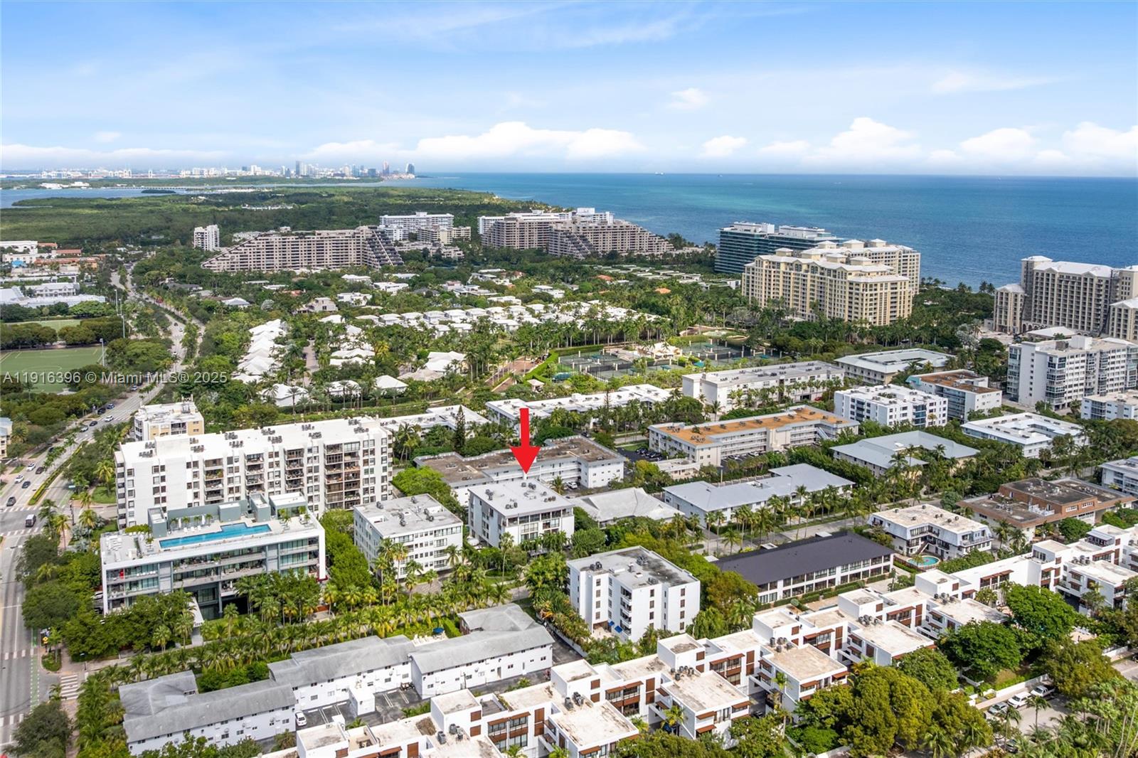 155 Sunrise Drive, Unit 4B Key Biscayne, FL 33149 - Photo 10 of 18 a view of a city