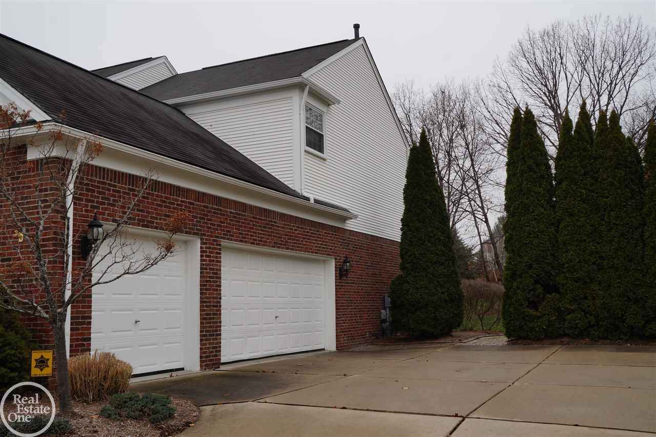 1977 Watson Circle Rochester, MI 48306 - Photo 51 of 60