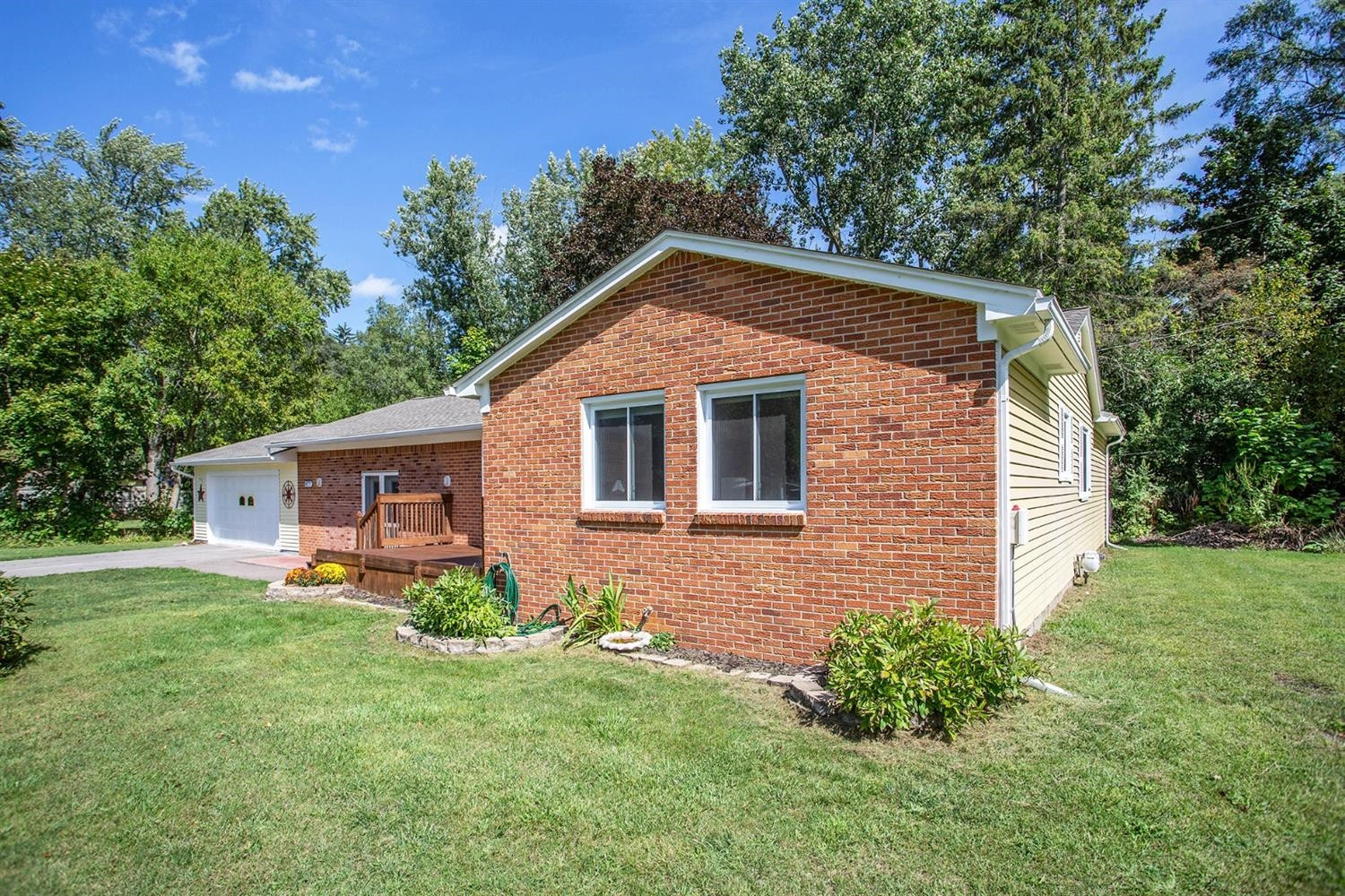 8777 Rushside Drive Pinckney, MI 48169 - Photo 27 of 36 Photo 27