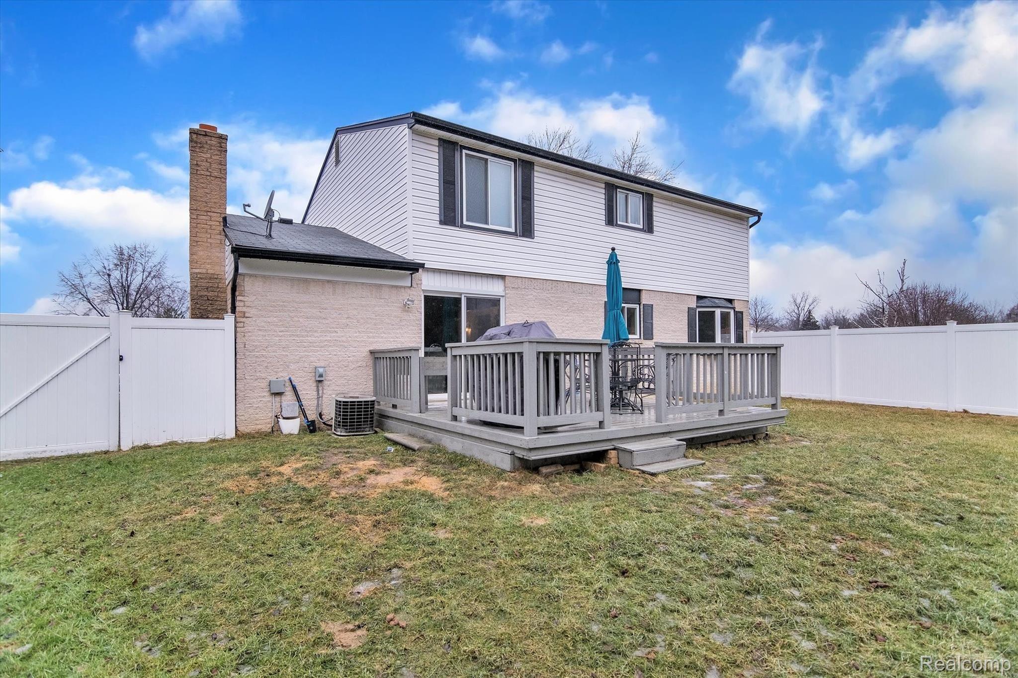 6344 Raintree Drive Canton, MI 48187 - Photo 35 of 38 Large deck great for entertaining or just relaxing