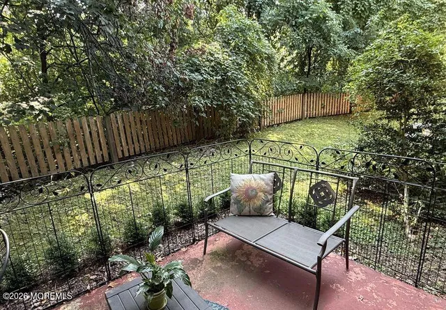 a view of sitting area in back yard