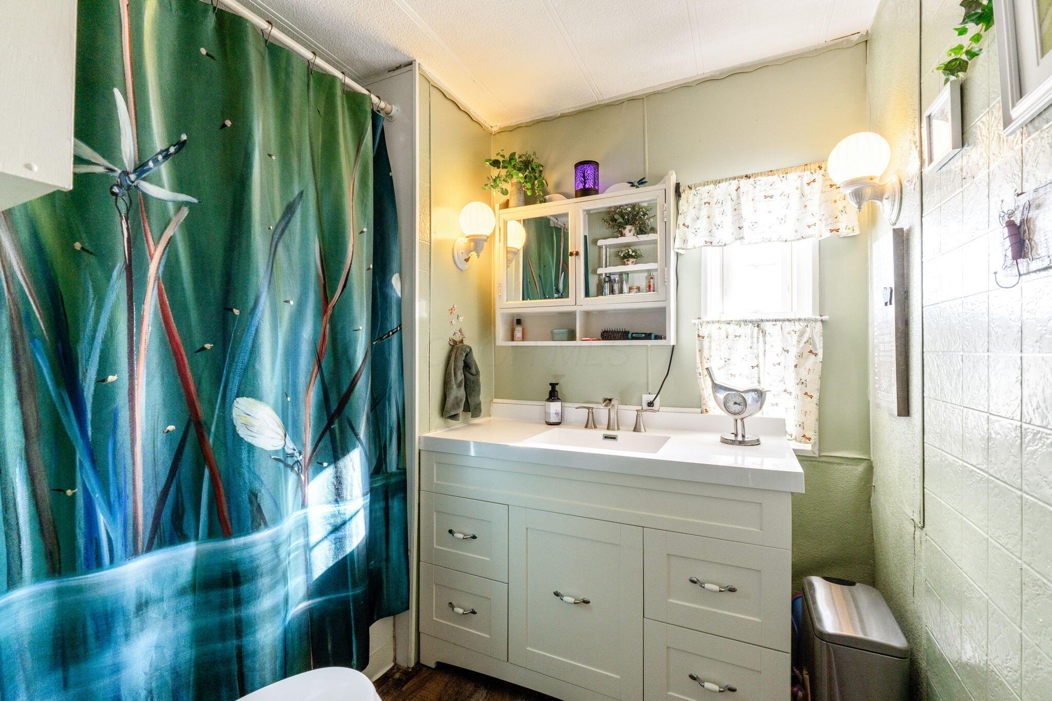 900 Harcourt Road, Unit 14 Mount Vernon, OH 43050 - Photo 41 of 49 900 Harcourt Rd (Interior)-25