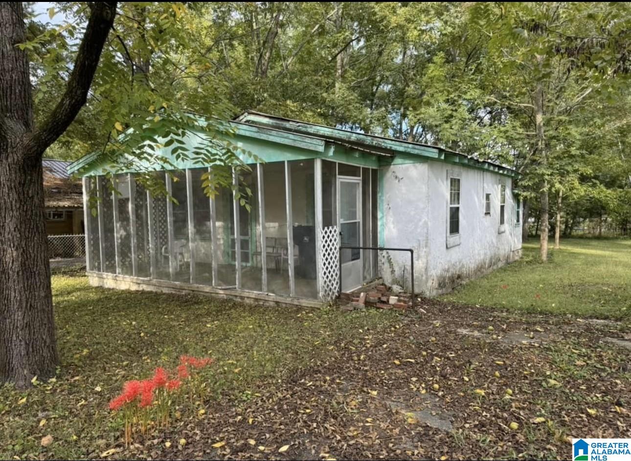 609 Rothrock Avenue Attalla, AL 35954 - Photo 1 of 10