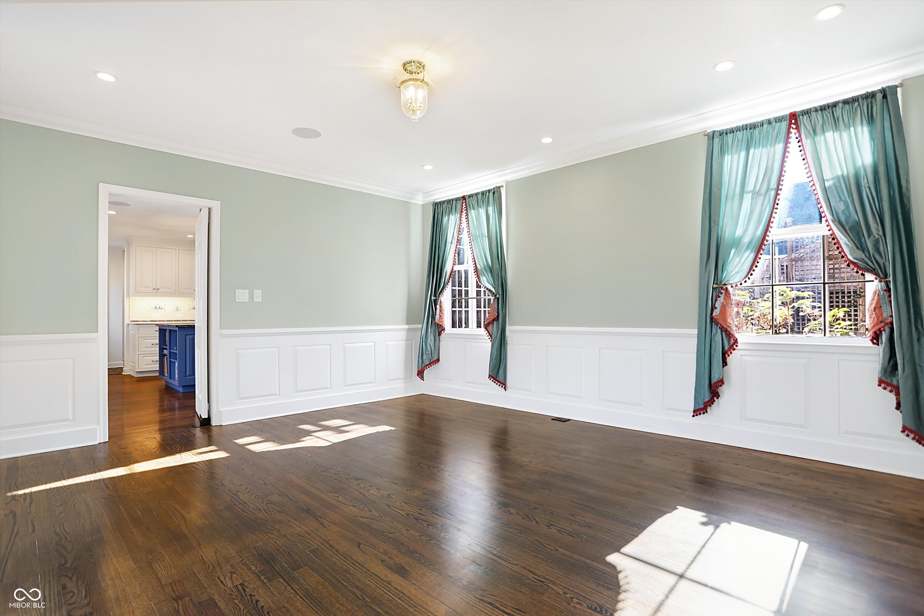 2505 Riverside Drive Columbus, IN 47201 - Photo 18 of 84 Gallery Image 18