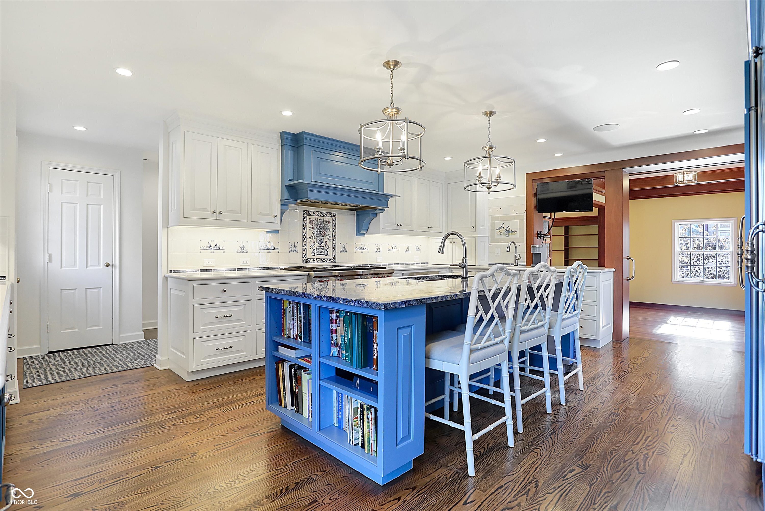 2505 Riverside Drive Columbus, IN 47201 - Photo 19 of 84 Gallery Image 19