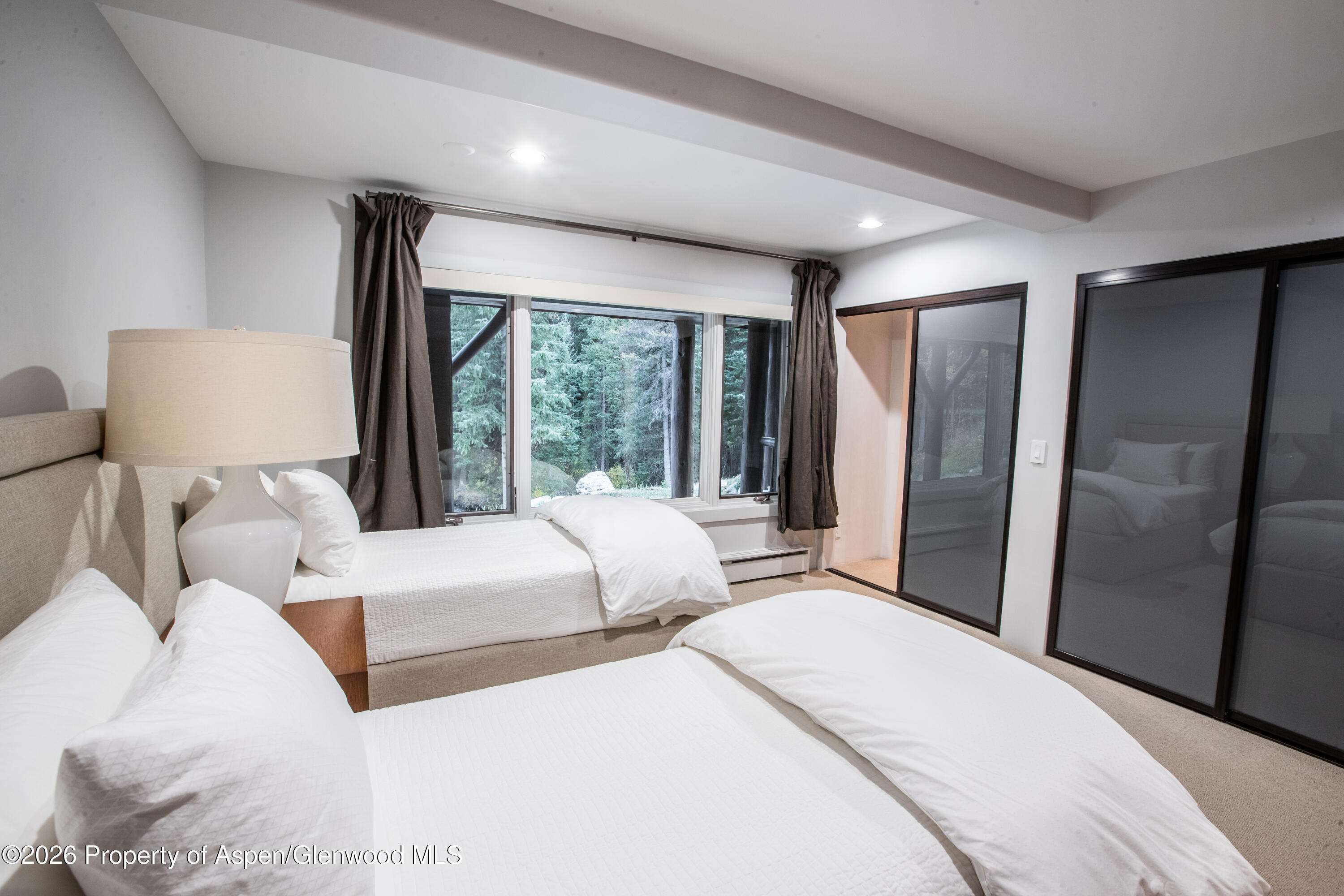 27-33 Fall Creek Road Aspen, CO 81612 - Photo 13 of 27 WilkinsonRay_CasaCascada-GB26