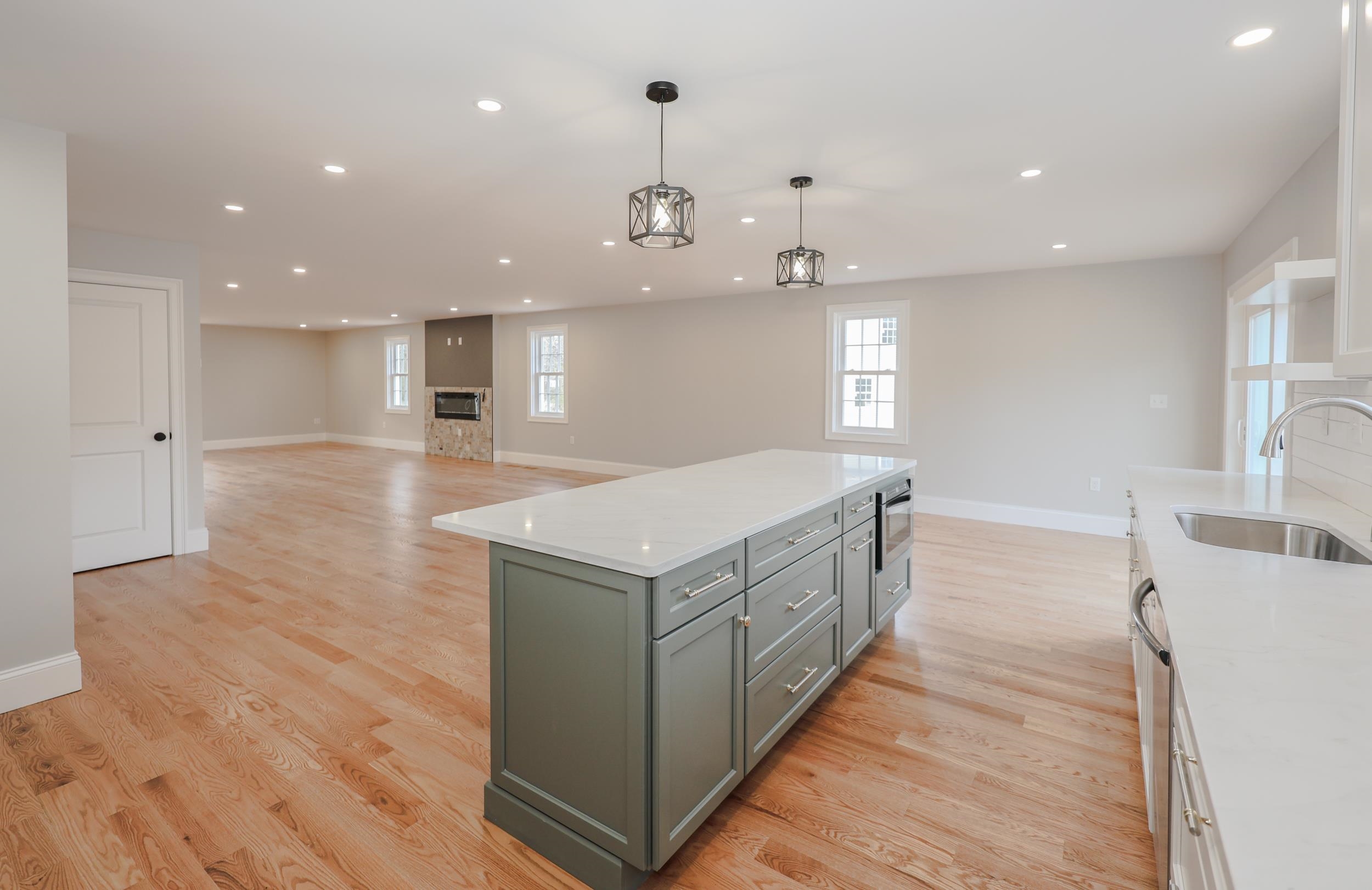 53 Bagdad Road Durham, NH 03824 - Photo 13 of 60