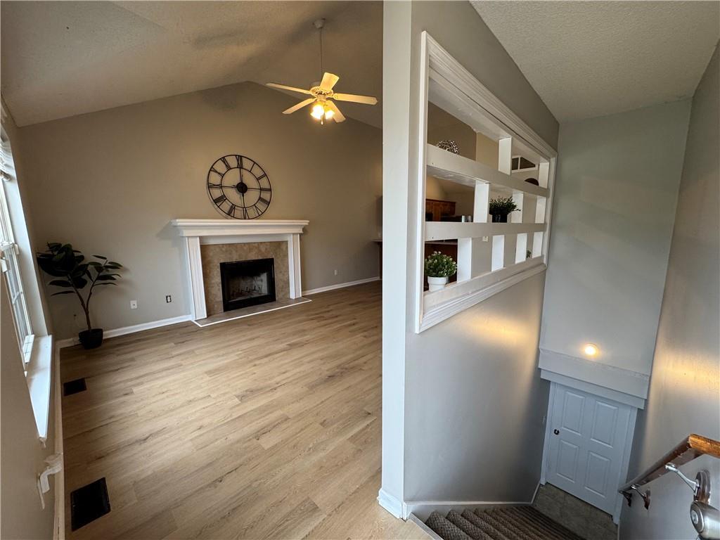 411 North Queen Ridge Avenue Independence, MO 64056 - Photo 5 of 44