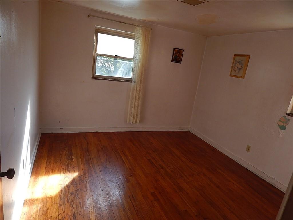 123 Flora Road Pittsburgh, PA 15227 - Photo 8 of 9 Gallery Image 8