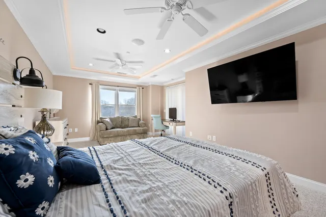 $619,900 | 100 Bridgewater Pointe Place, Unit 102, Moneta, VA 24121