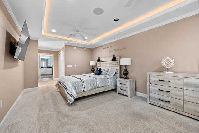 $619,900 | 100 Bridgewater Pointe Place, Unit 102, Moneta, VA 24121