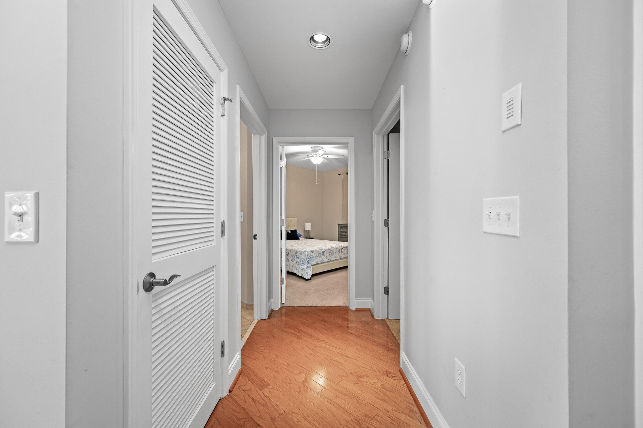 100 Bridgewater Pointe Place, Unit 102 Moneta, VA 24121 - Photo 21 of 30 24