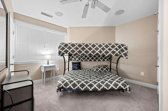 $619,900 | 100 Bridgewater Pointe Place, Unit 102, Moneta, VA 24121