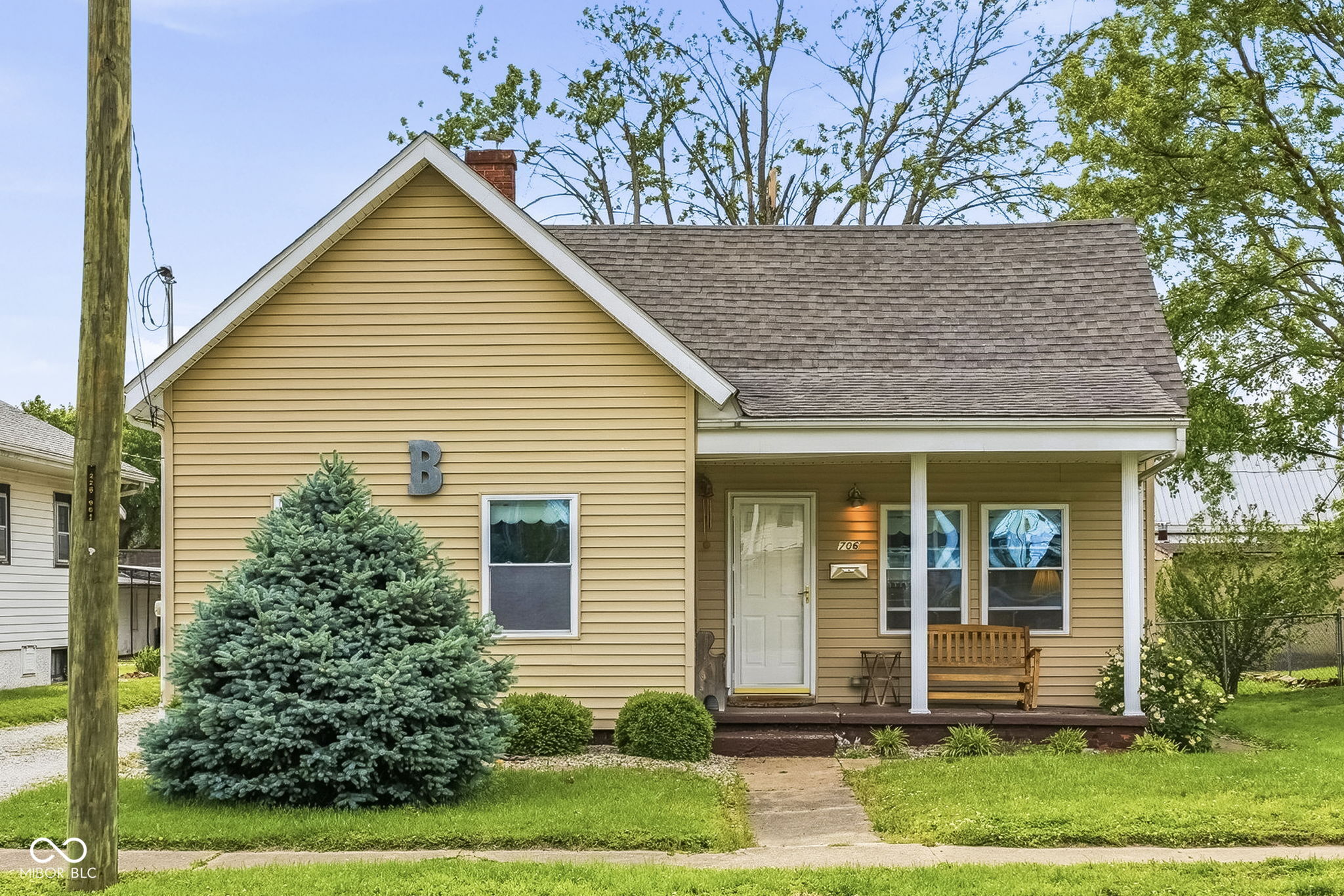706 South Chestnut Street Seymour, IN 47274 - Photo 1 of 19